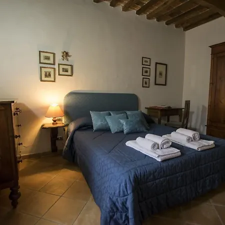 Apartment Dimora Tipica Toscana Monticiano